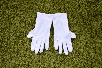 Látkové slavnostní rukavice