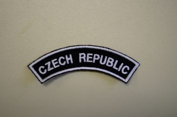 Domovenka nášivka Czech Republic bíle vyšitá na černém podkladu